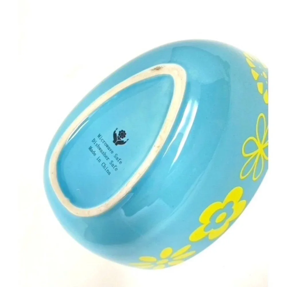 Target Easter Egg-Shaped Chicks Candy Treat Bowl Holiday Decor Serveware